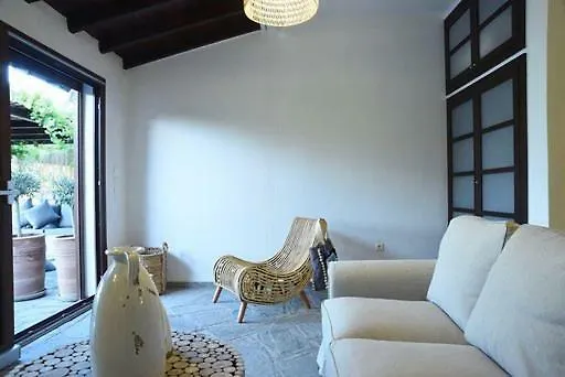 Γεράνι Suite In Ktima Gerostathi Polychrono Villa