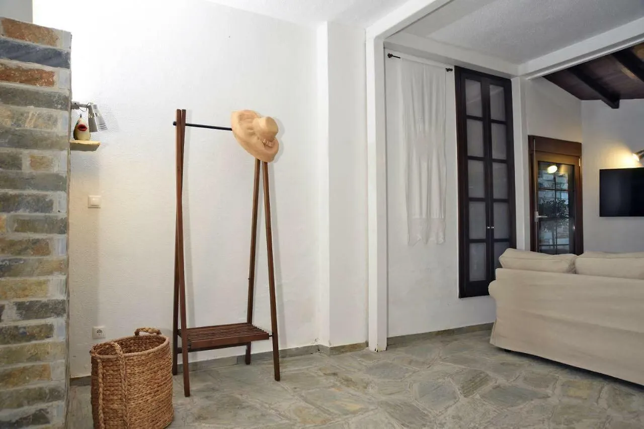 Γεράνι Suite In Ktima Gerostathi Polychrono