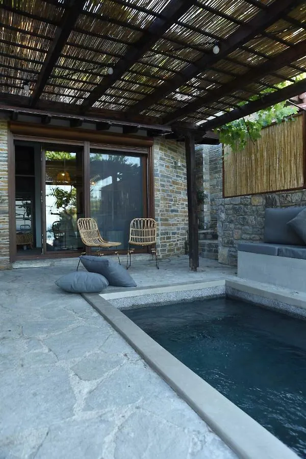 Γεράνι Suite In Ktima Gerostathi Polychrono Villa